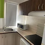Martins Nazare Land's Hause