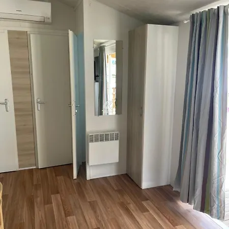 Daire Martins Nazare Land's Hause